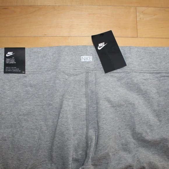 NWT NIKE WOMEN'S FEMME LOGO LEGGINGS GRAY WHITE‎ - Picture 5 of 7